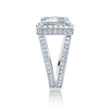 Load image into Gallery viewer, 3.32 Carat H VS2 Princess Cut Diamond Engagement Ring
