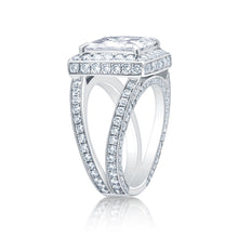 Load image into Gallery viewer, 3.32 Carat H VS2 Princess Cut Diamond Engagement Ring