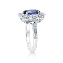Load image into Gallery viewer, hyderHalo Style Tanzanite Engagement Ring