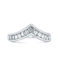 Load image into Gallery viewer, Vintage Platinum &amp; Diamond Baguette Cut Diamond Band